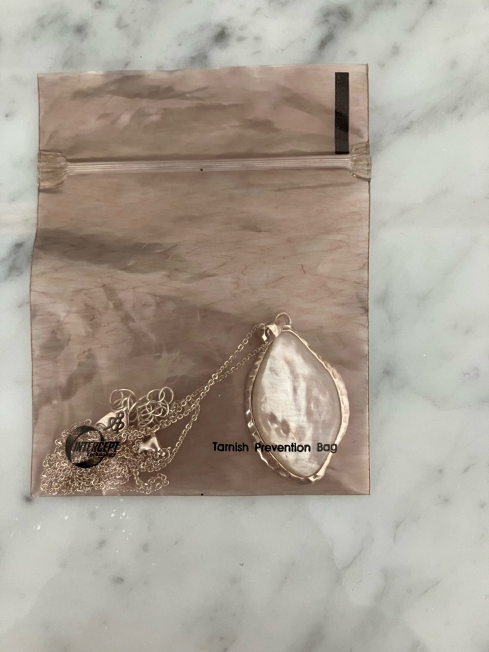 Free Gift - Silver Mother-of-Pearl Teardrop Pendant Necklace - Picture 4 of 5